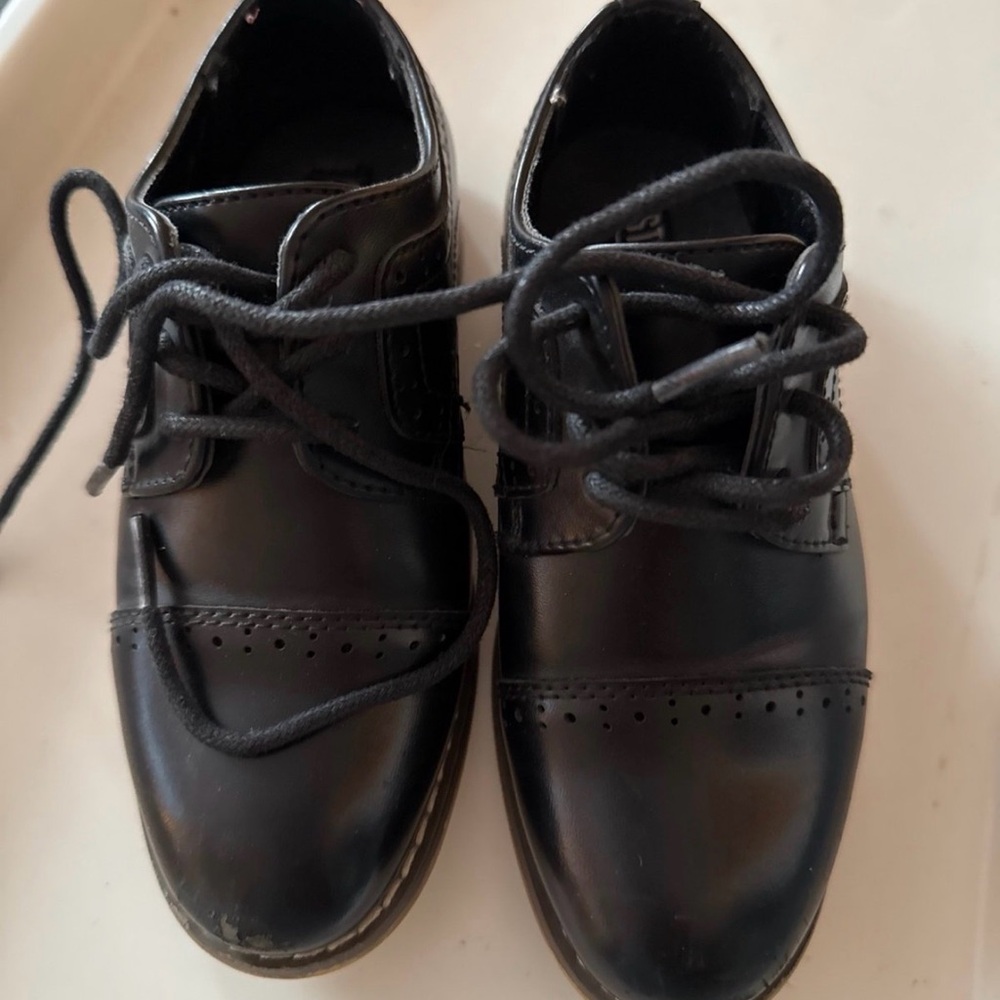 Stacy Adam’s Classic Black Kids Lace-Up Dress Shoes